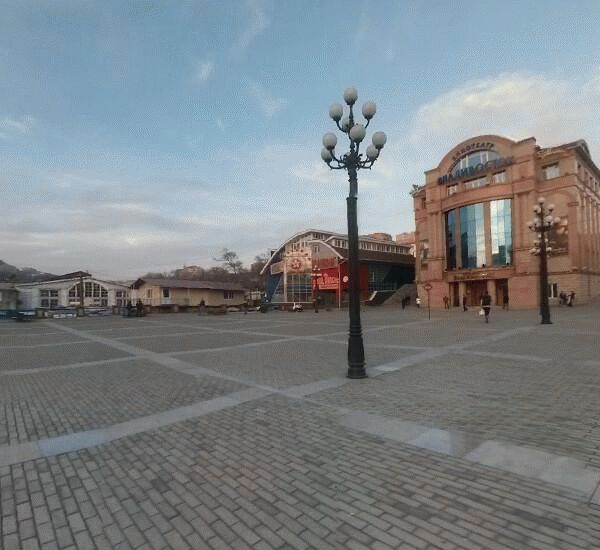 Банкомат Дальневосточного Банка по адресу ул. Луговая,  д. 18