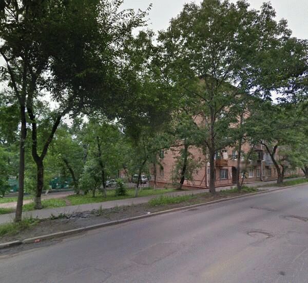 Банкомат Восточного Экспресс Банка по адресу просп. 100-летия Владивостока,  д. 52