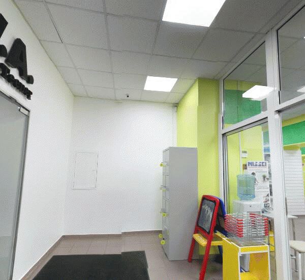 Отделение Росбанка по адресу ул. Новоивановская,  д. 3